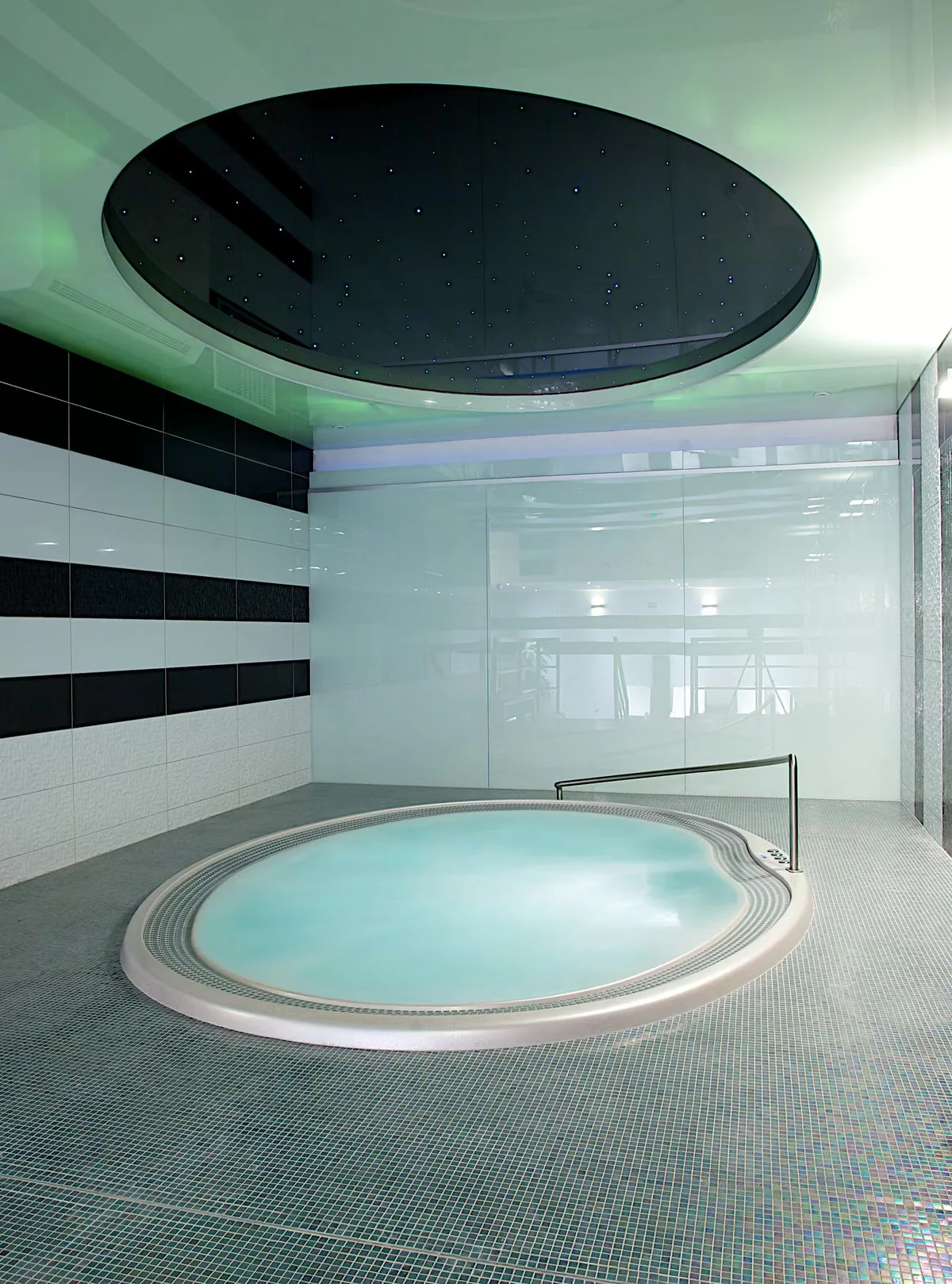 KRONE-SPA Profi Spa für gewerbliche Projekte